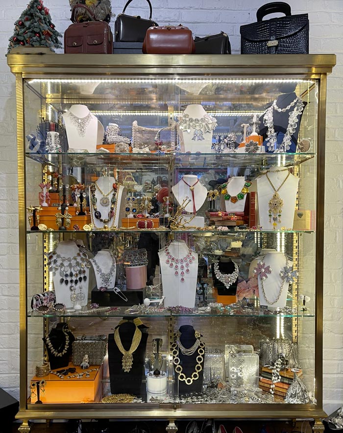 Chanel Mademoiselle Large Pearl and CC Earrings, New in Box WA001 - Julia  Rose Boston